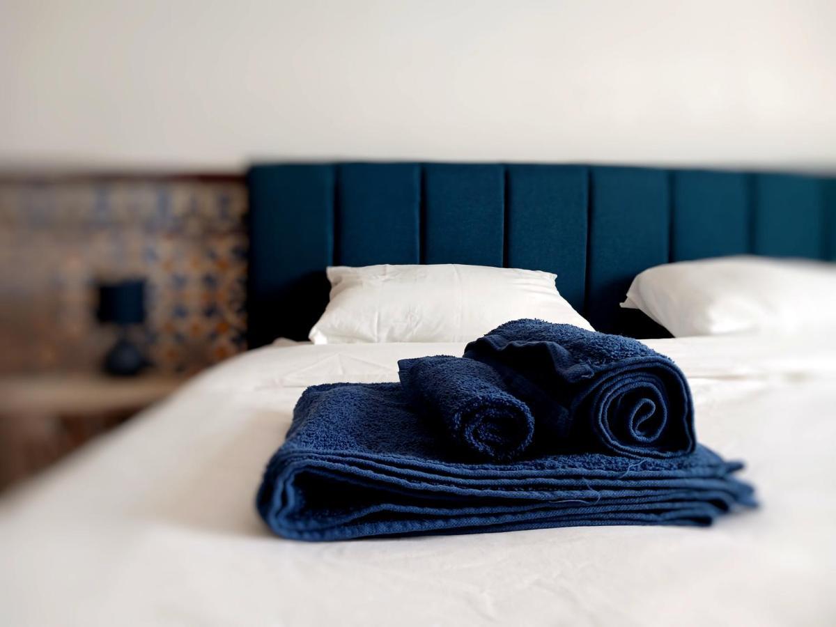 Rooms 10 Mins Walk From Train Station! Agualva-Cacem Εξωτερικό φωτογραφία