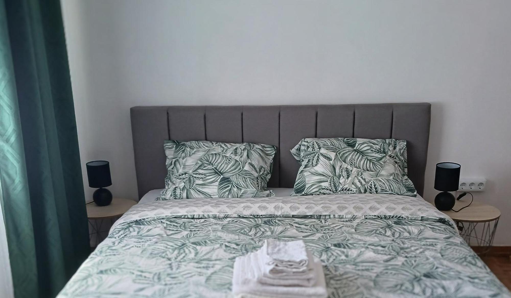 Rooms 10 Mins Walk From Train Station! Agualva-Cacem Εξωτερικό φωτογραφία