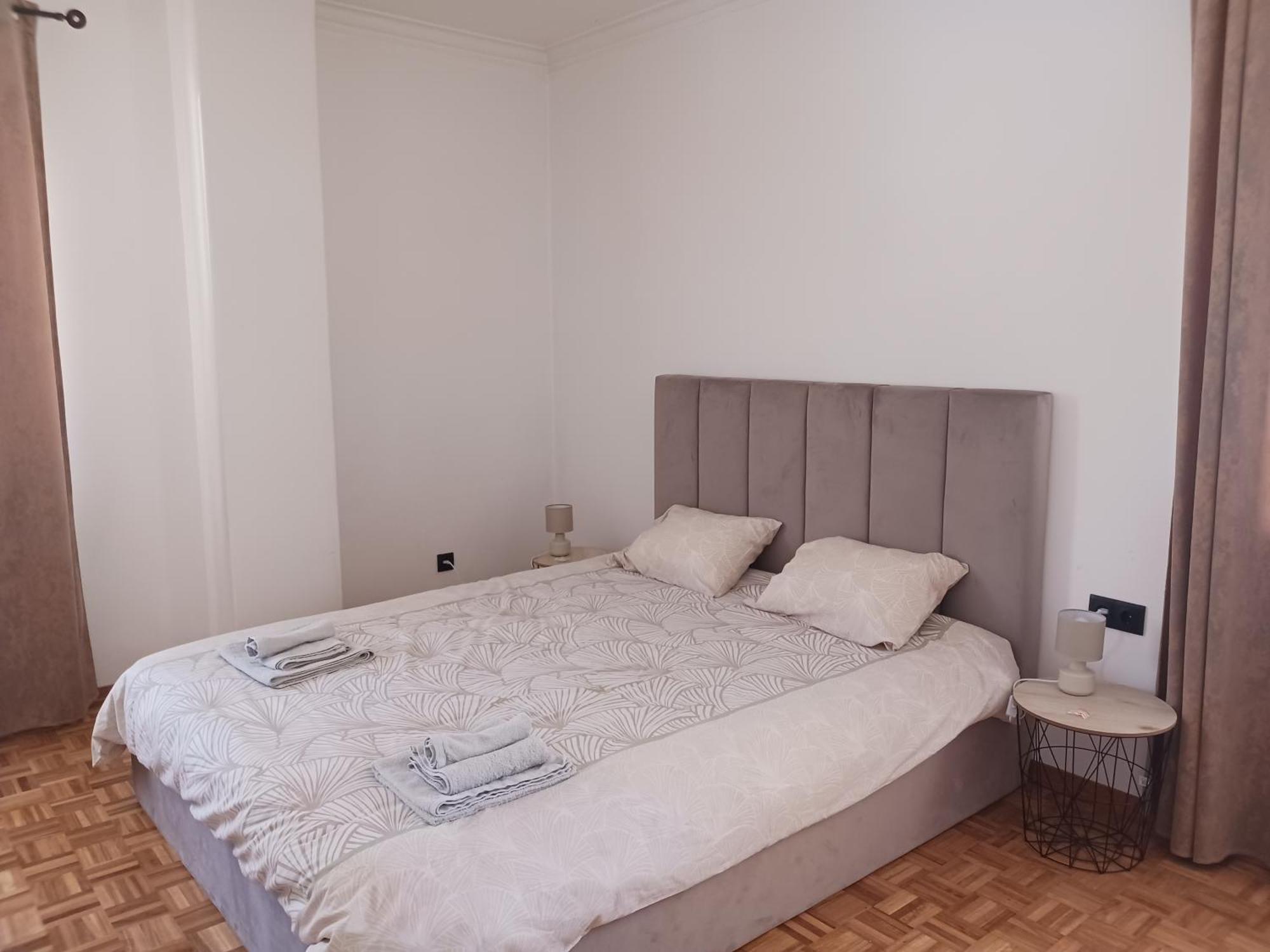 Rooms 10 Mins Walk From Train Station! Agualva-Cacem Εξωτερικό φωτογραφία